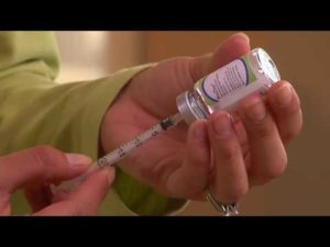 How to prepare an insulin syringe