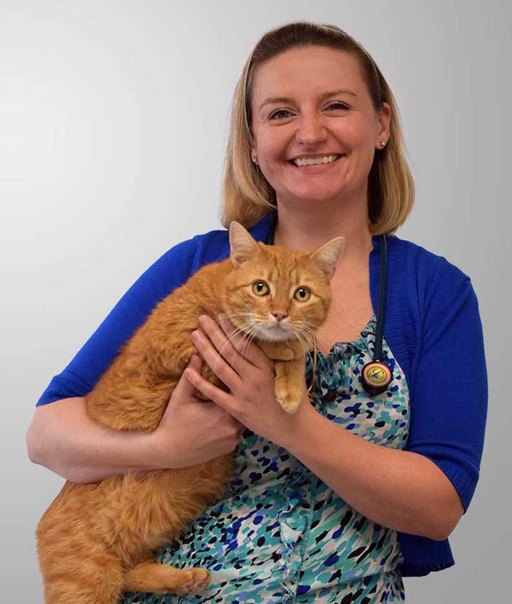 Dr. Alanna Munzenmaier, DVM | Northeast Animal Hospital